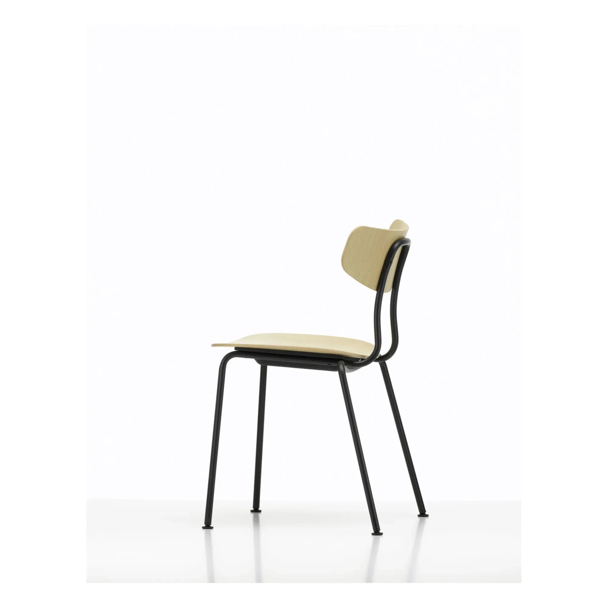 Vitra - Jasper Morrison Moca Chair - Black Base | Oak