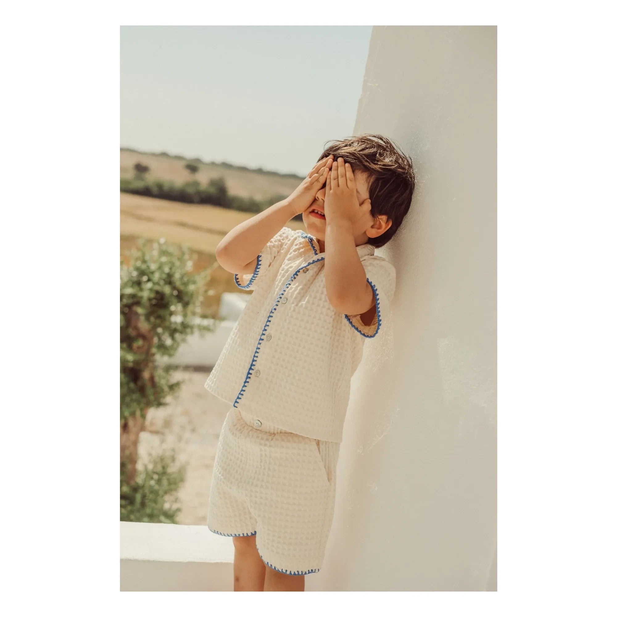 THE LiTTLE POETS - Short Álvaro Gauffré | Ivory
