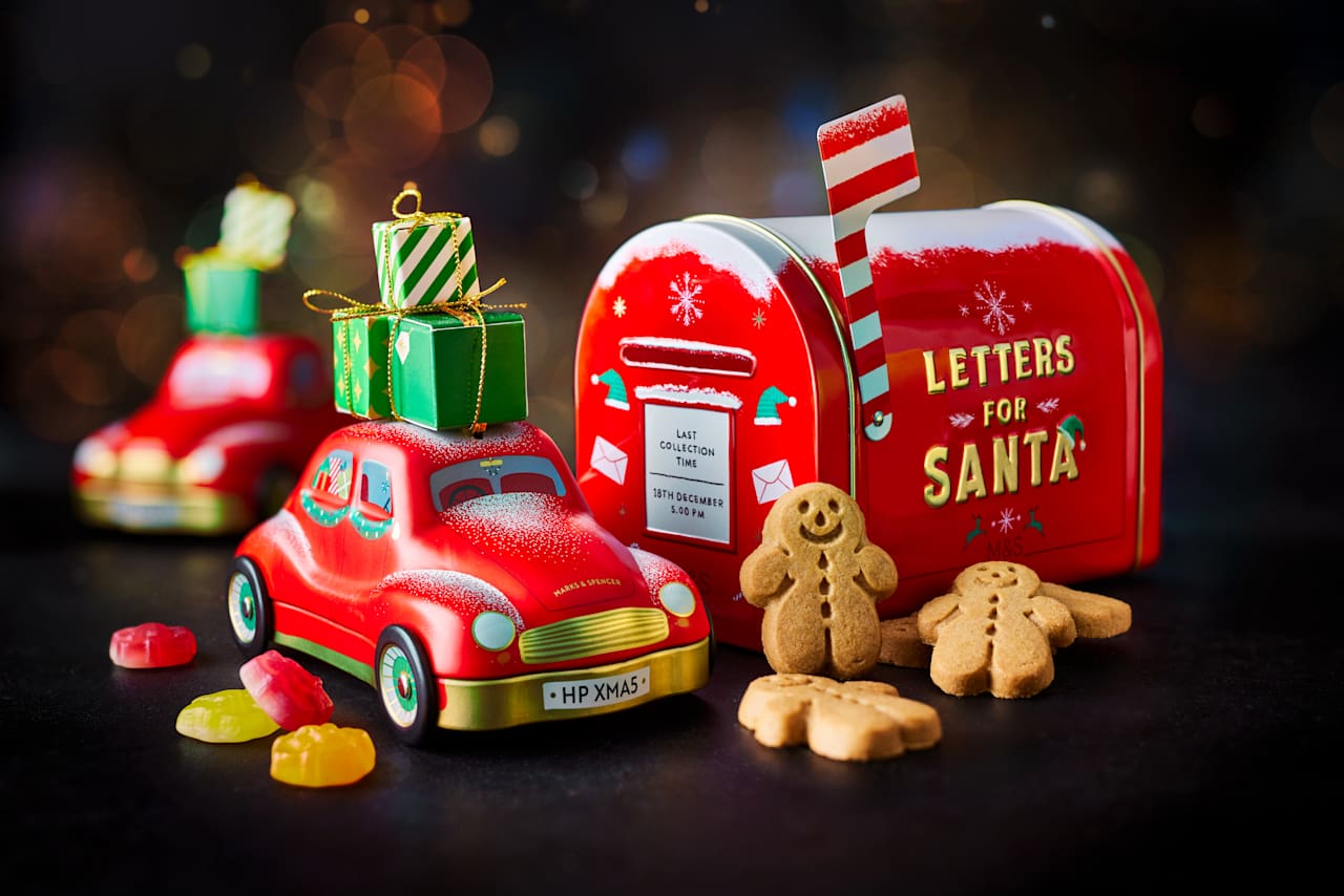 M&S Food - Letters to Santa Gingerbread Cookies