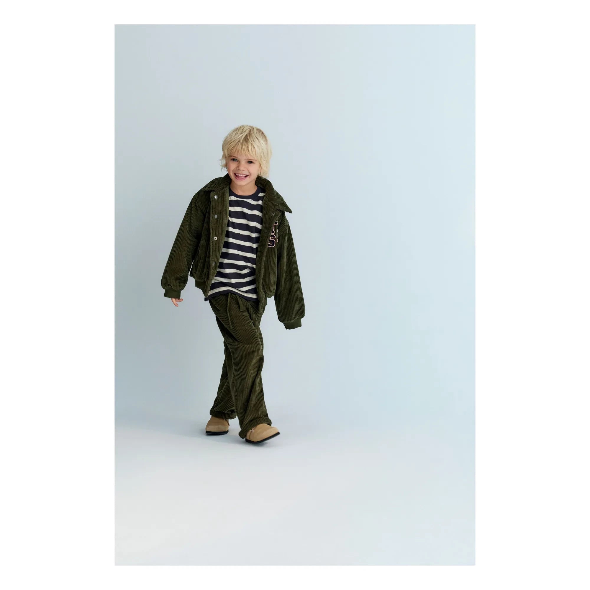 the new society - Mikel Velvet Bomber | Dark Green