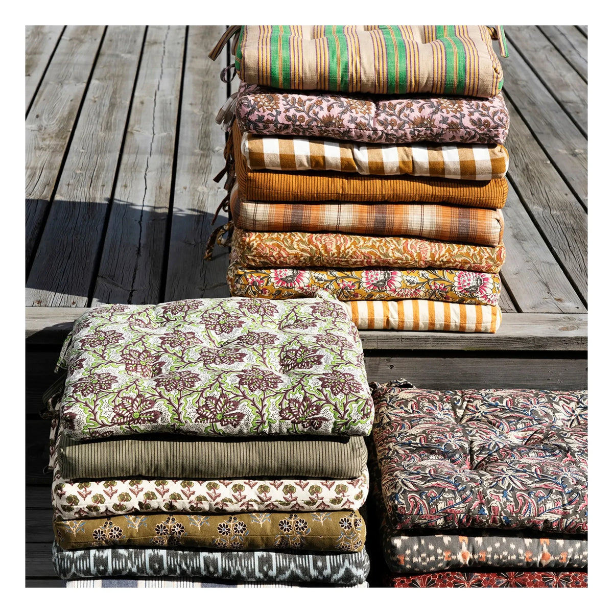 Madame Stoltz - Cotton chair cushion with floral print | Mustard