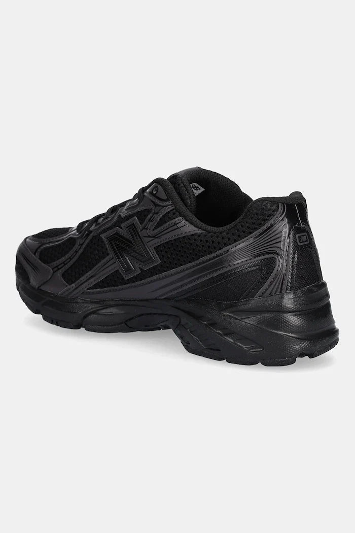 New Balance 740 Sneakers