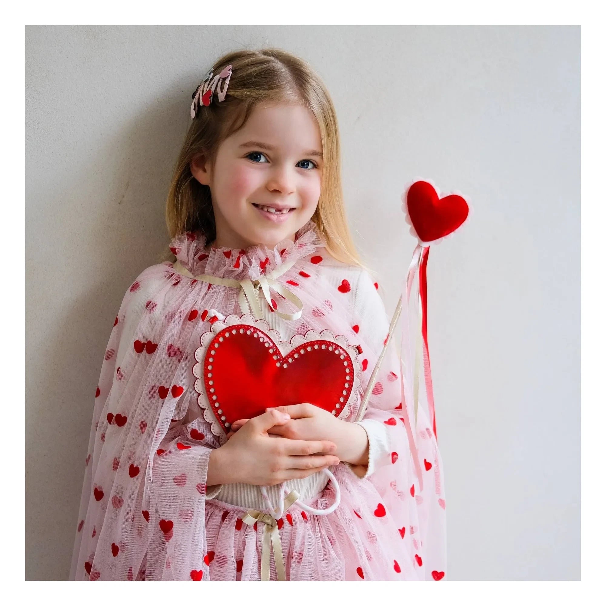 Mimi & Lula - Festoon Heart Bag | Red