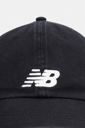 New Balance pamuklu siperli şapka