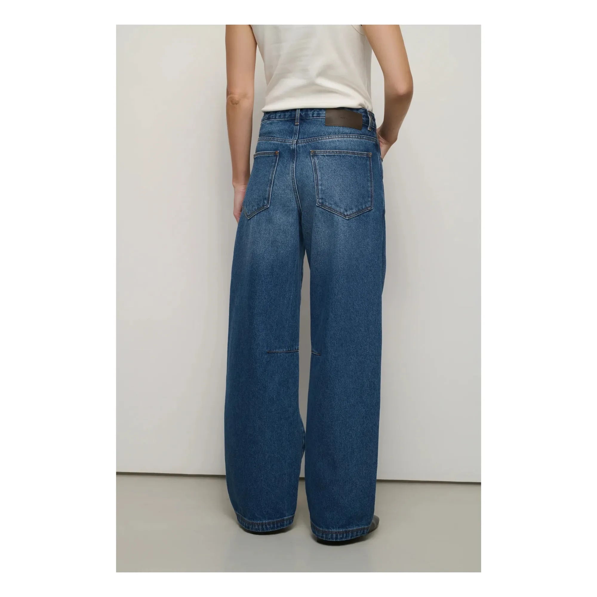 Soeur - Jean Eliott | Blue