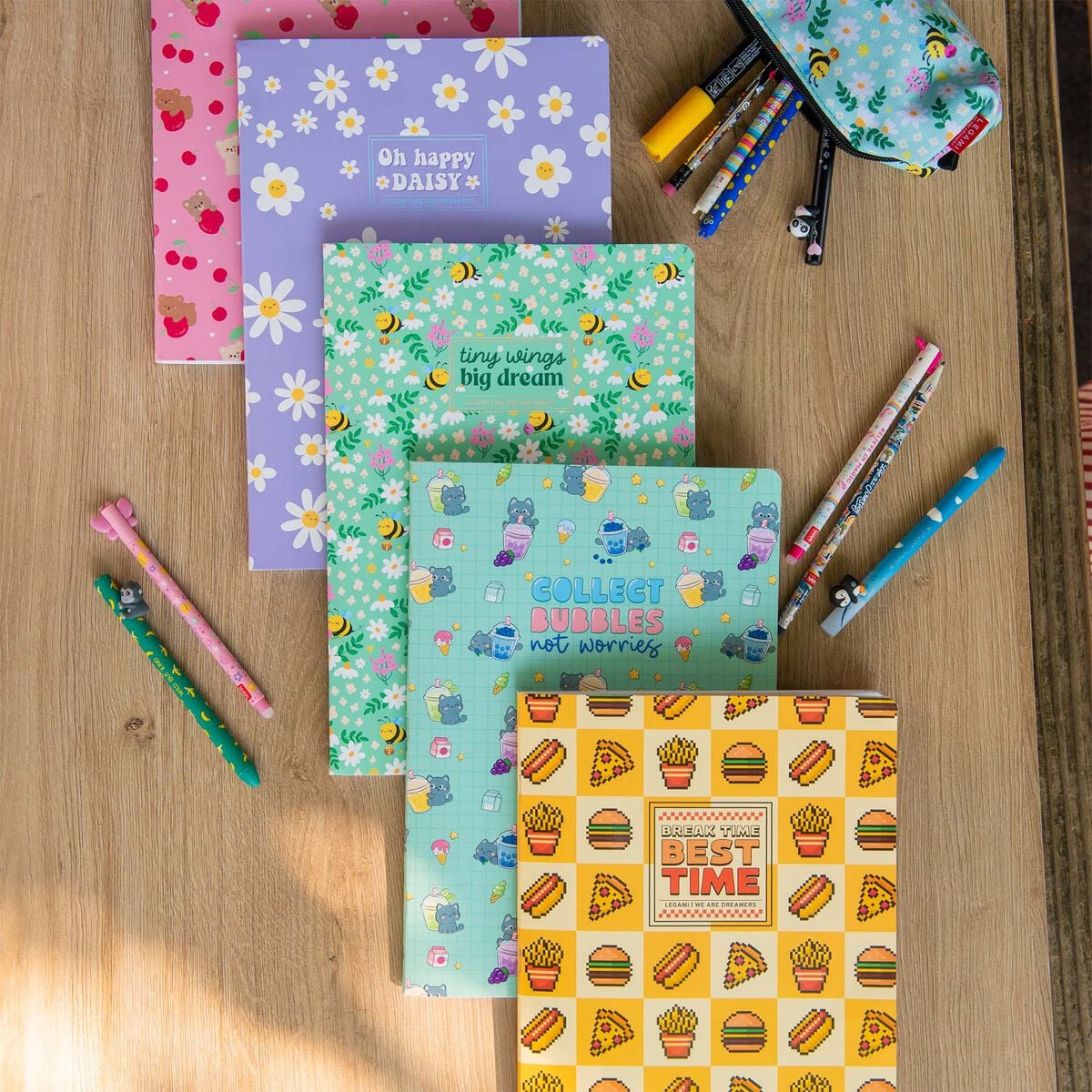 Legami - Exercise Book - A4 Notebook - 8 mm Ruled - Kitty Bubble Tea