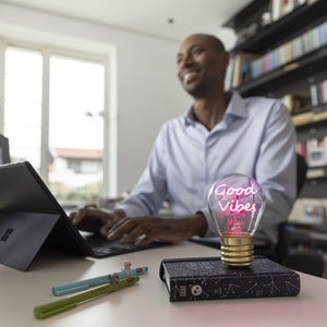 Legami - Dekoratif Lightbulb-Shaped Table Lamp - Good Vibes - Bulb Fiction