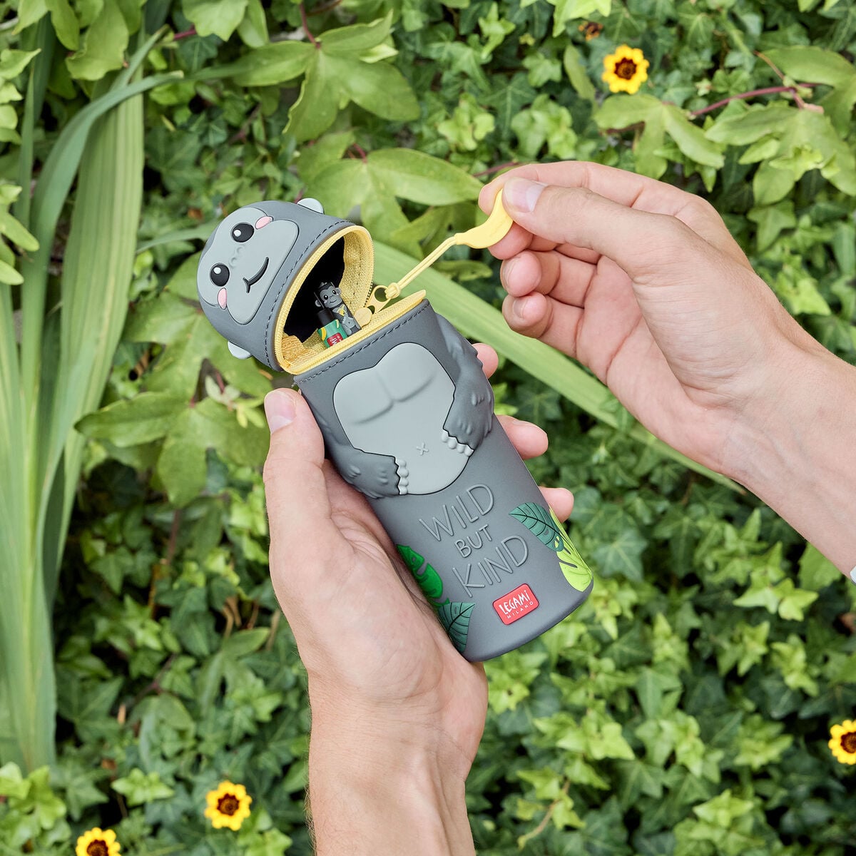 Legami - Gorilla "Wild but Kind" 2-in-1 Silicone Kalem Kutu - Kawaii