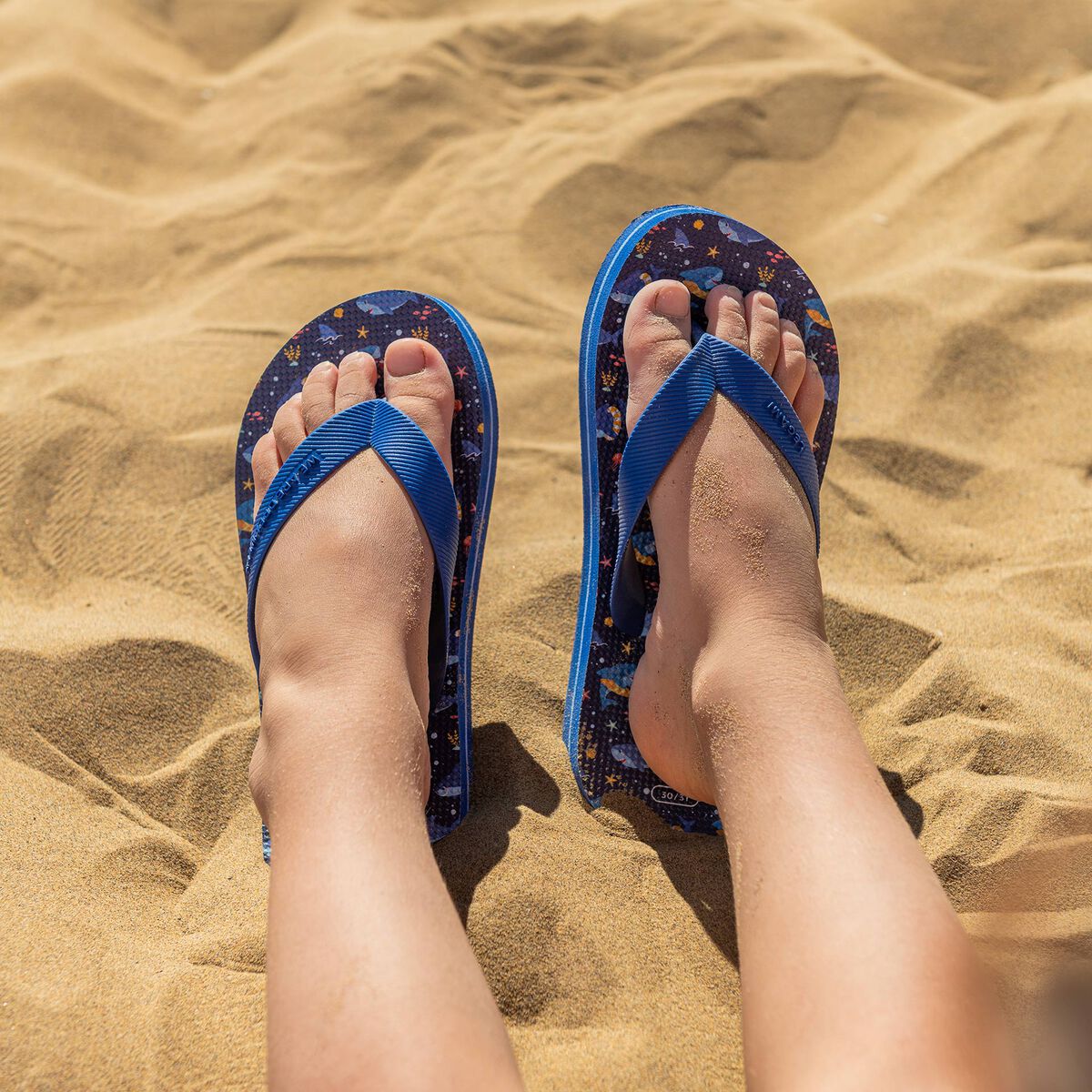 Legami - Size 32/33 Kids Shark Flip Flops