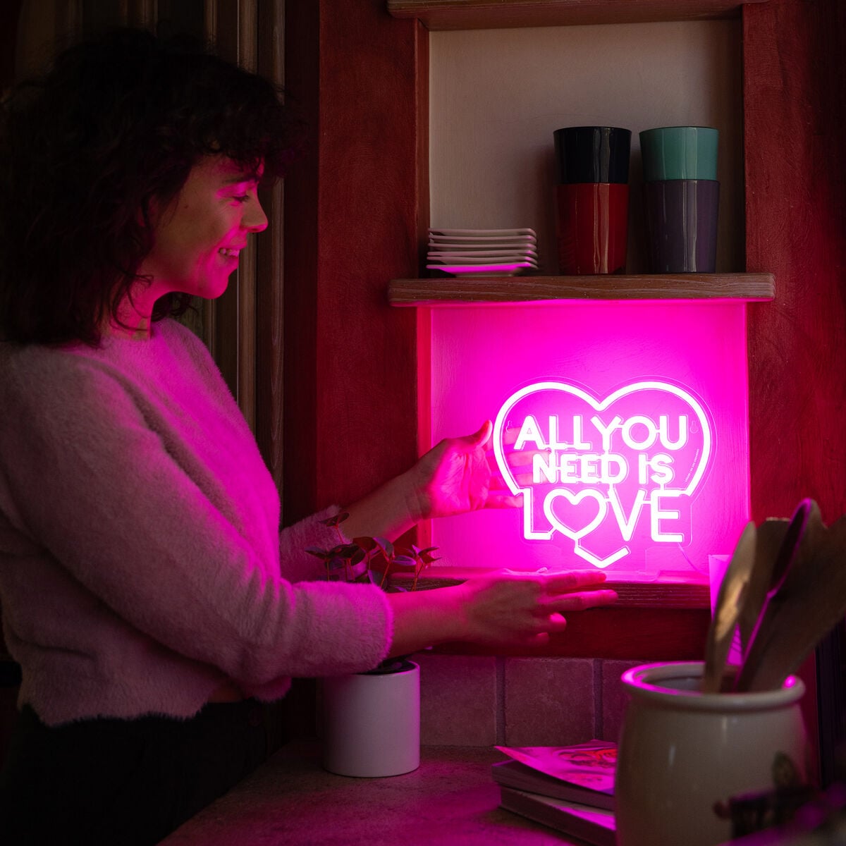 Legami - Neon Effect Led Lamp - All You Need is Love - It's a Sign