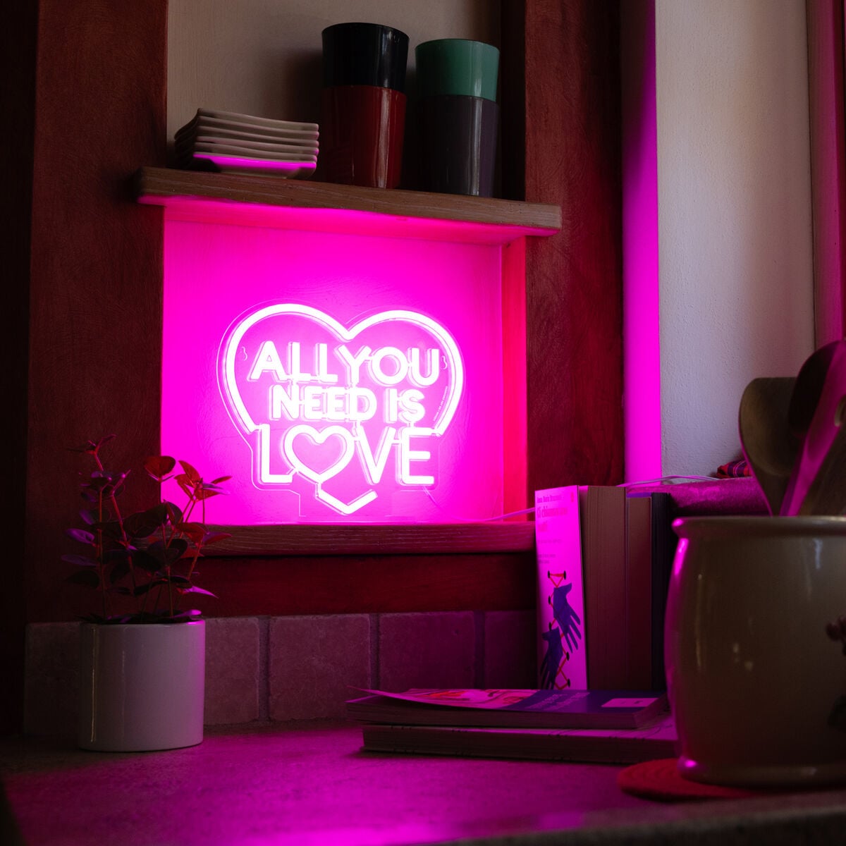 Legami - Neon Effect Led Lamp - All You Need is Love - It's a Sign