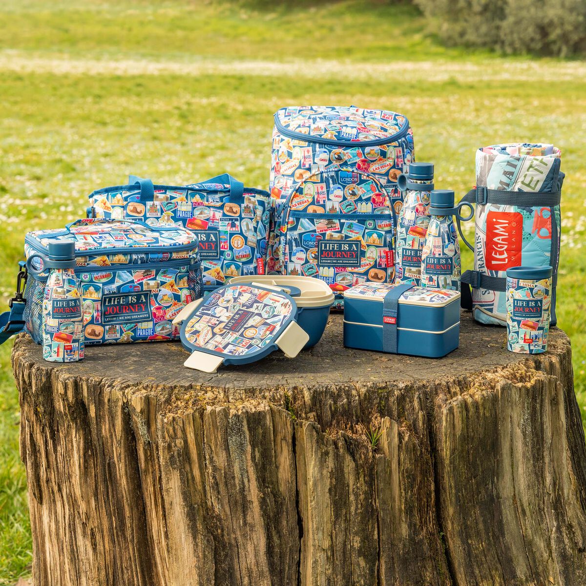 Legami - 275 ml Vakum Tumbler - Seyahat Stickers - Sıcak ve Soğuk
