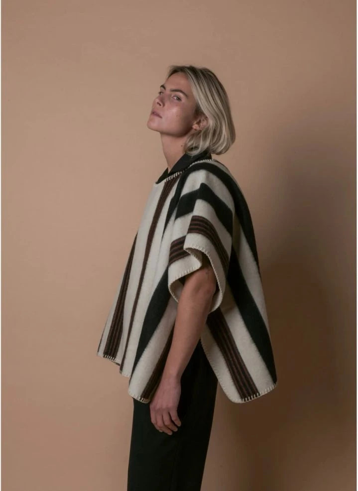 La Méricaine - Blackfeet Recycled Wool Long Poncho | Ecru