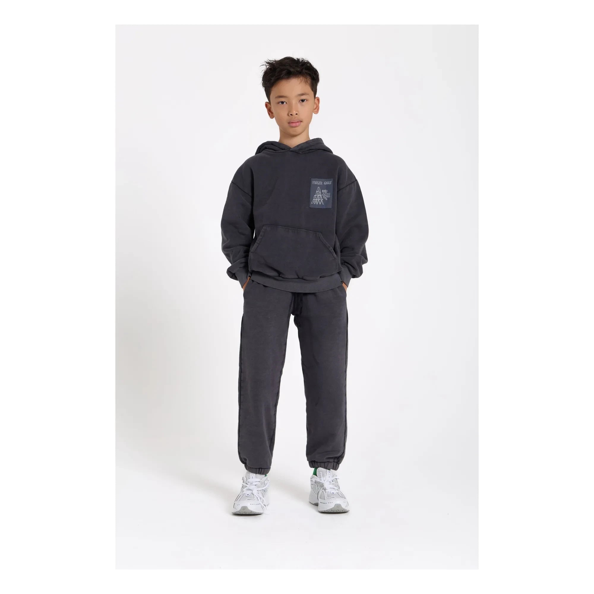 Finger in the nose - Hope organic cotton sweatshirt | Black