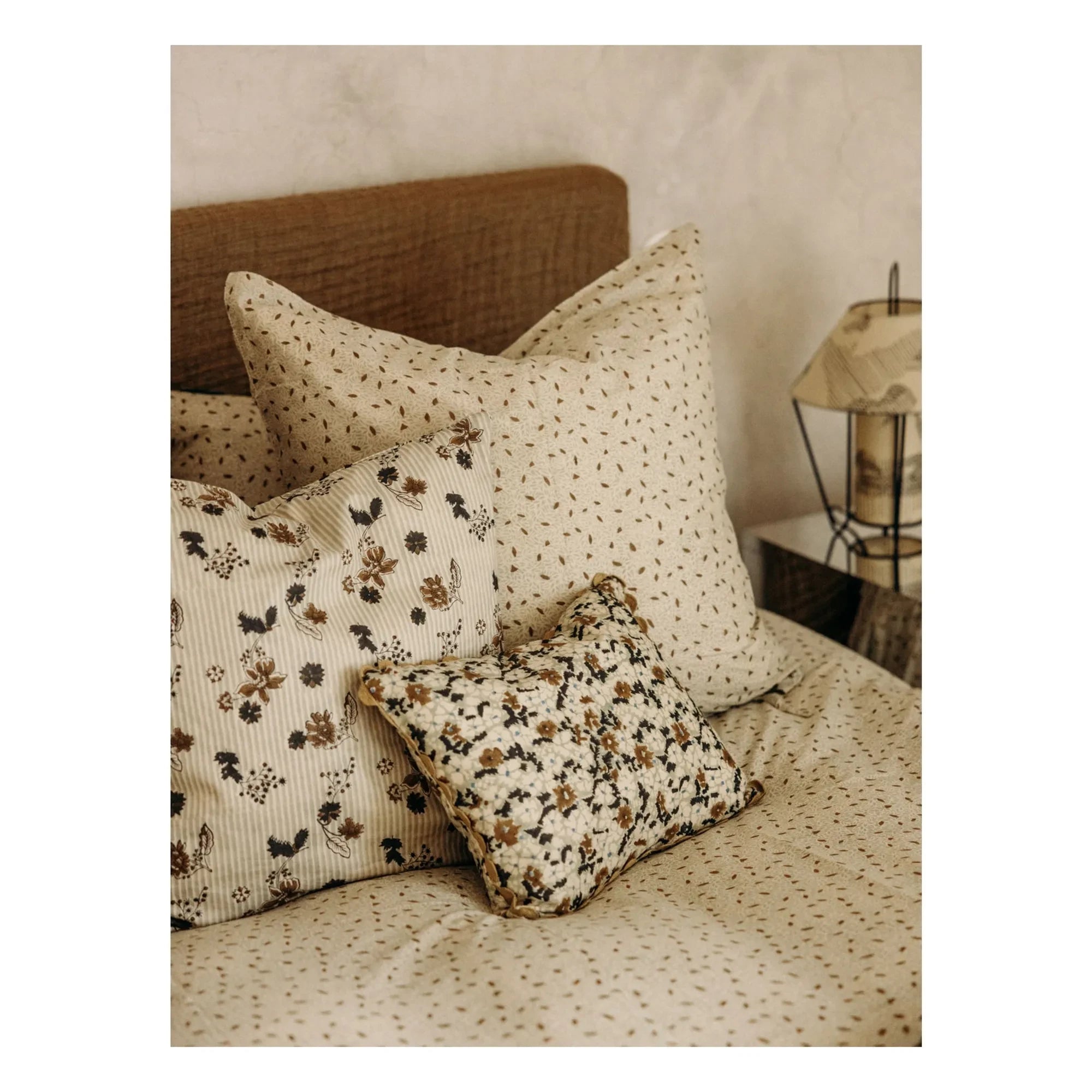 Le Monde Sauvage - Astre Cotton Pillowcase | Beige