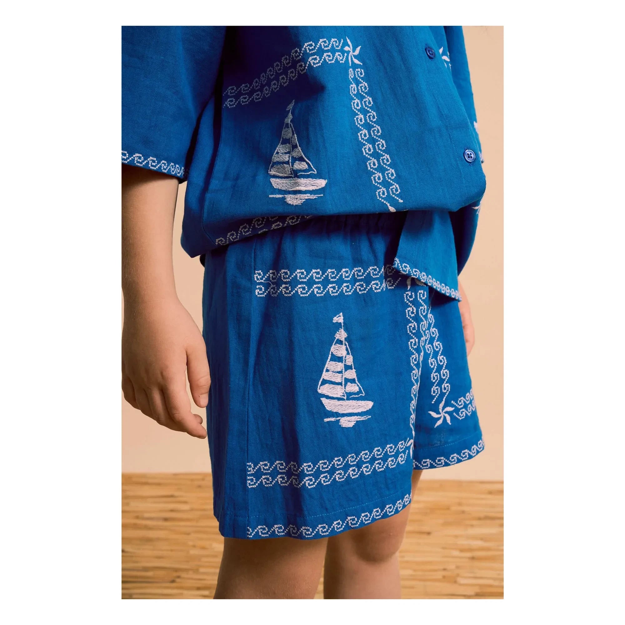 Maison Mangostan - Embroidered Shorts | Blue