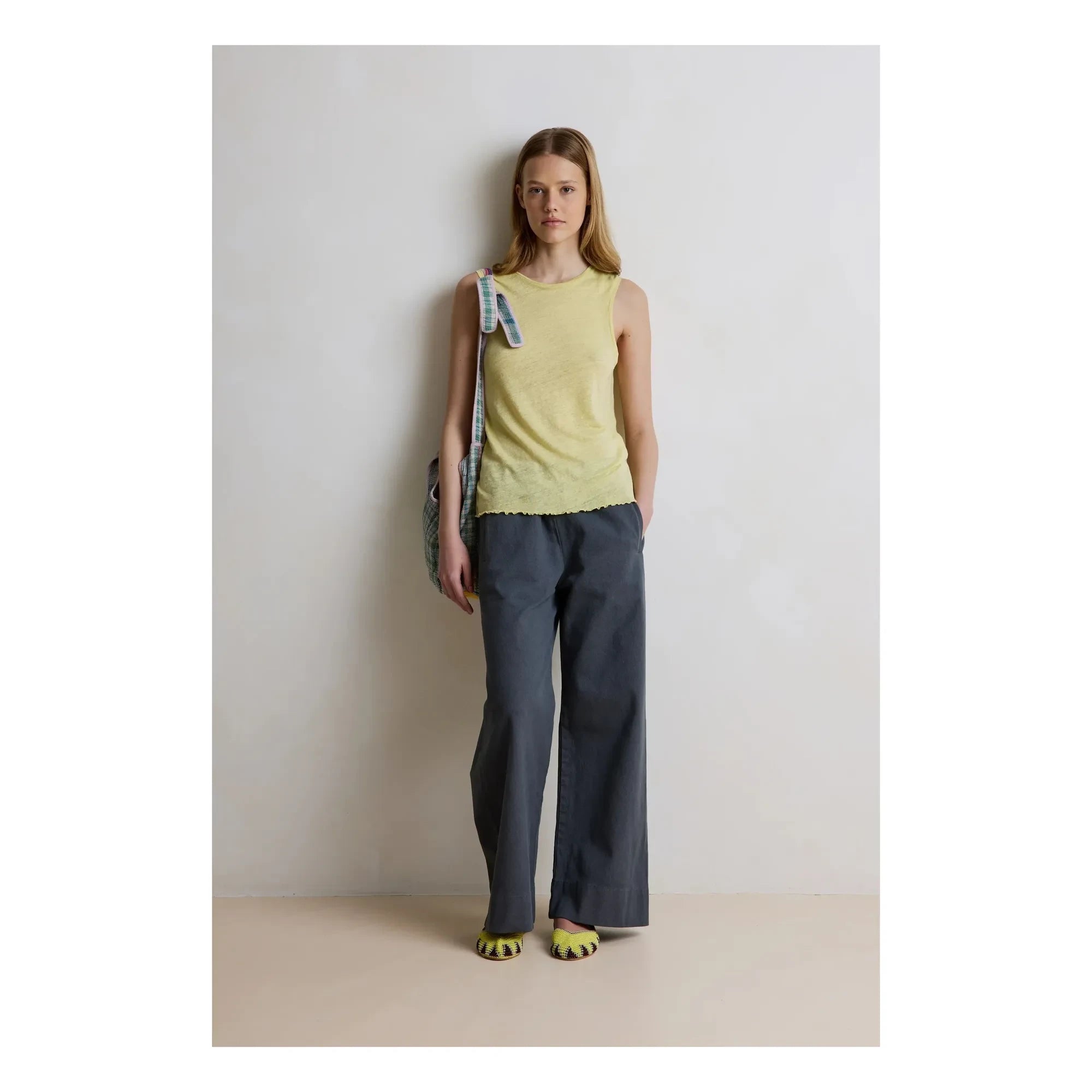 Hod - Navy blue linen tank top | Lemon yellow