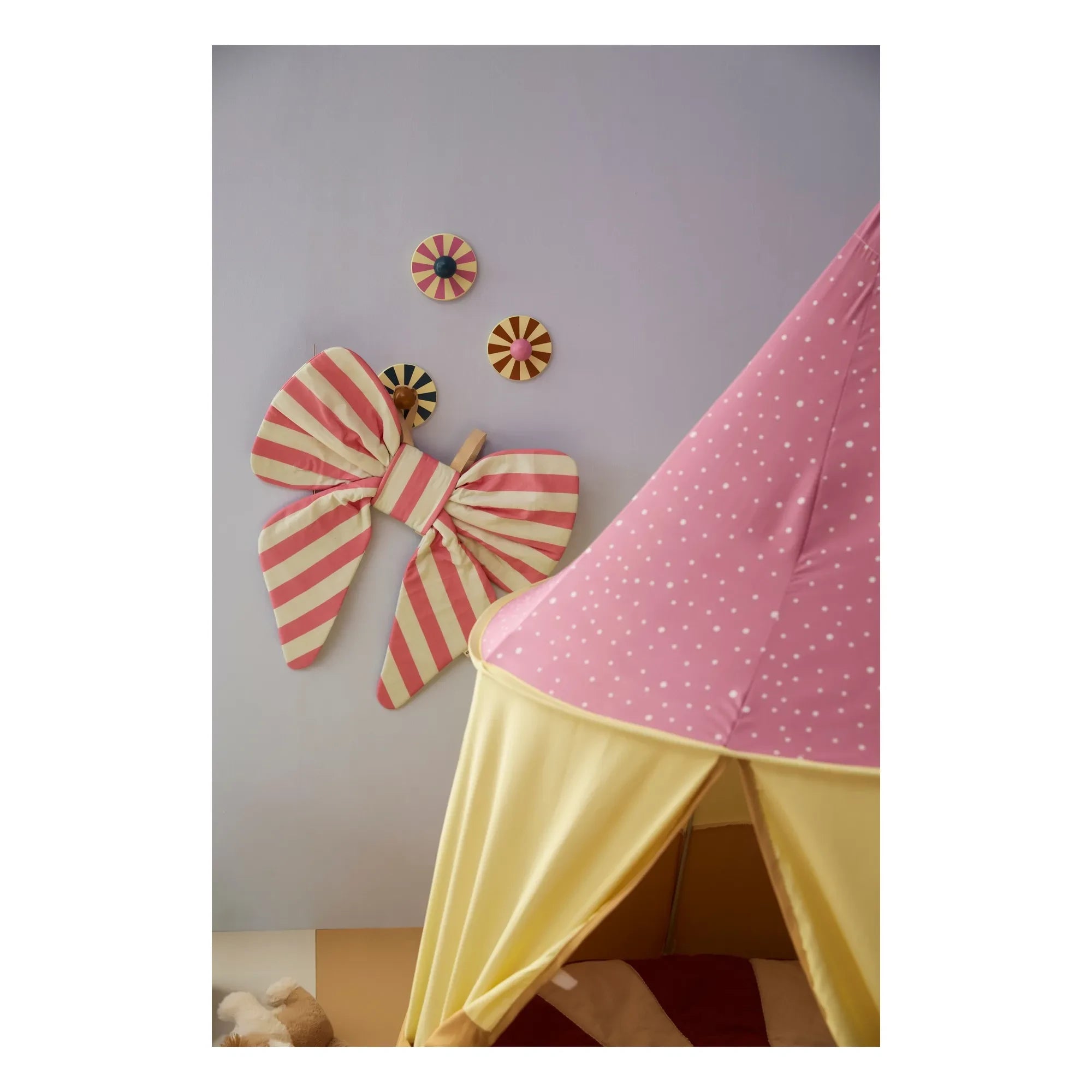Kid's Concept - Circus Hangers