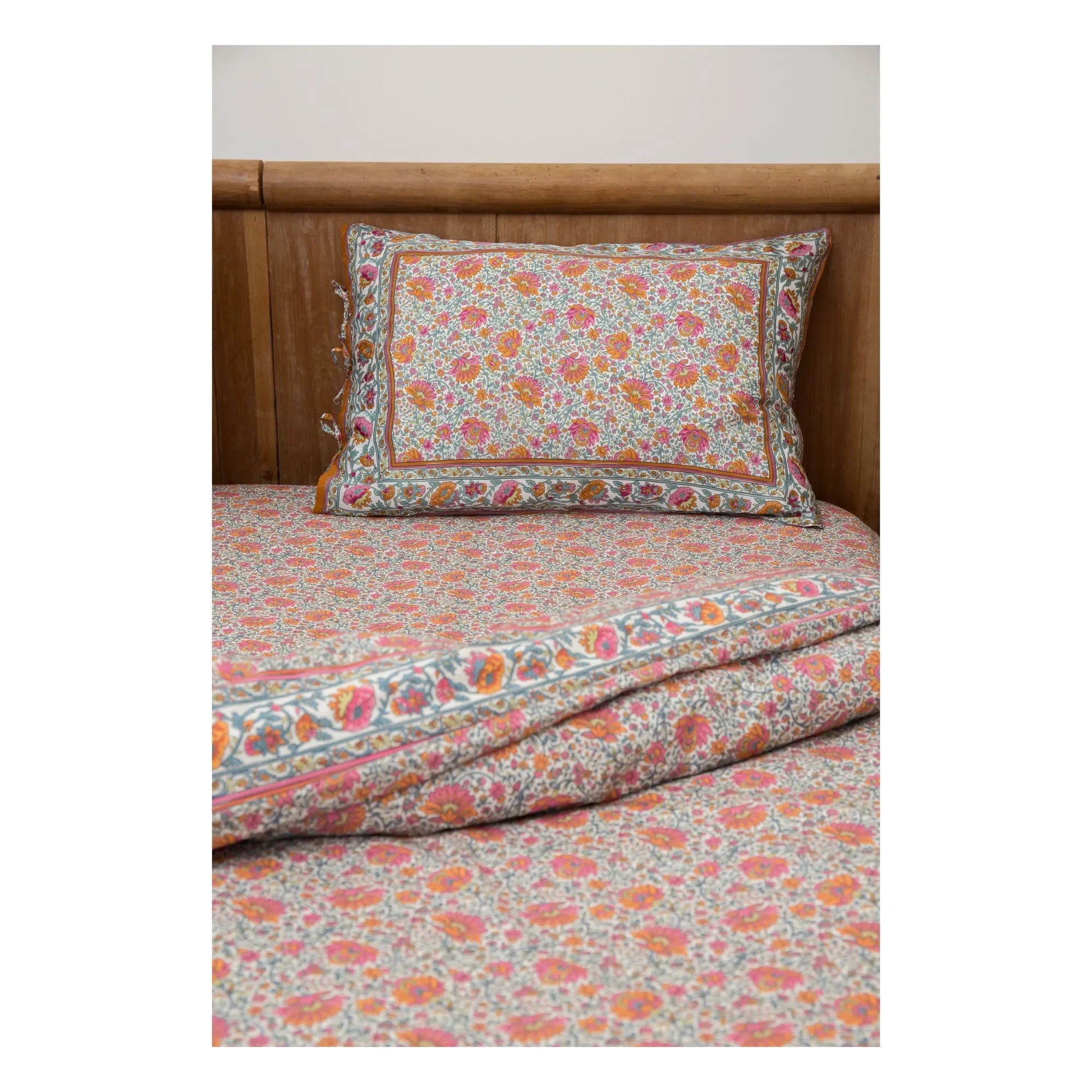 Louise Misha - Nicole Organic Cotton Elastic Fitted Sheet | Orange