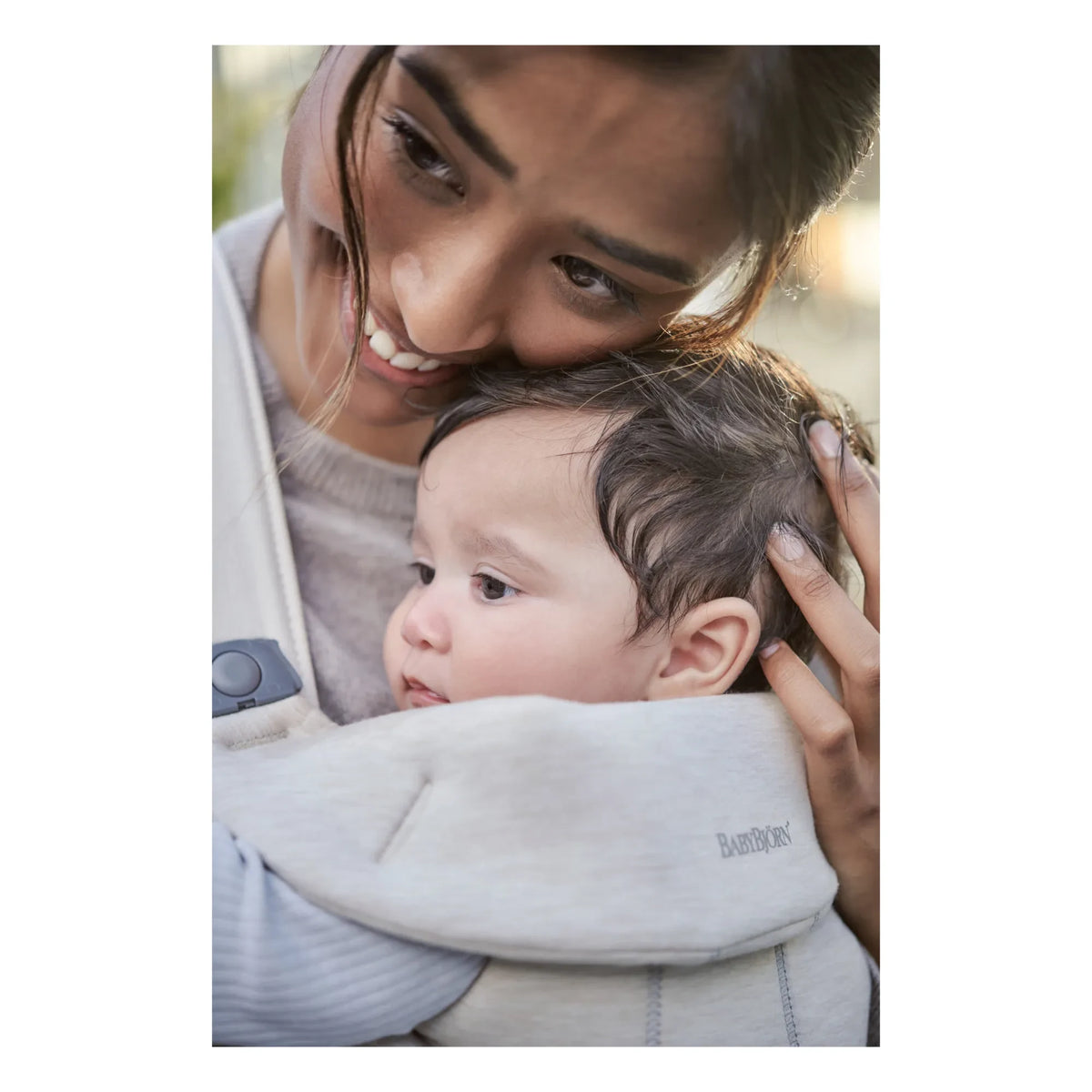 BabyBjörn - Mini 3D Jersey Baby Carrier | Ecru