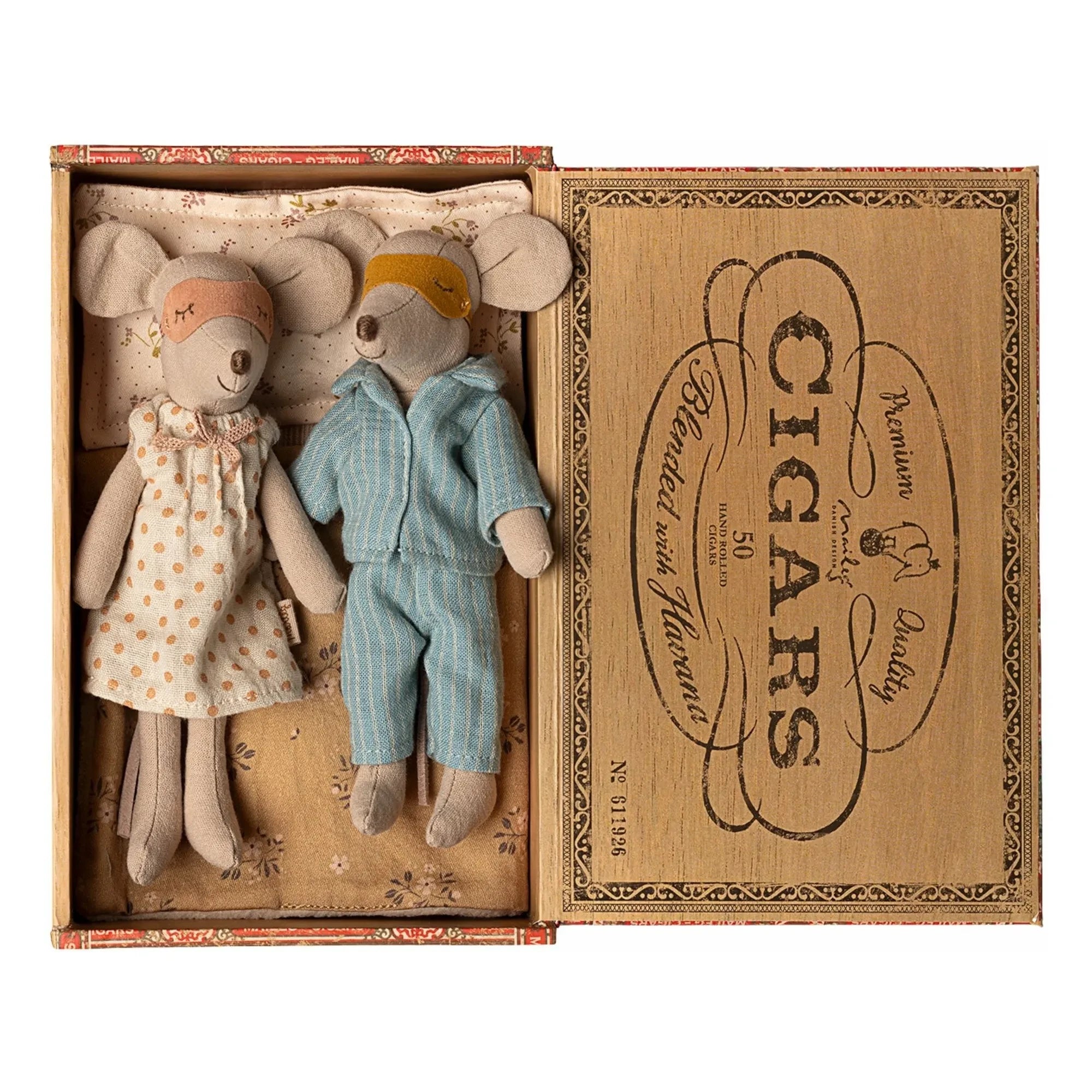 Maileg - Mom and Dad Mouse in Smoked Wooden Box