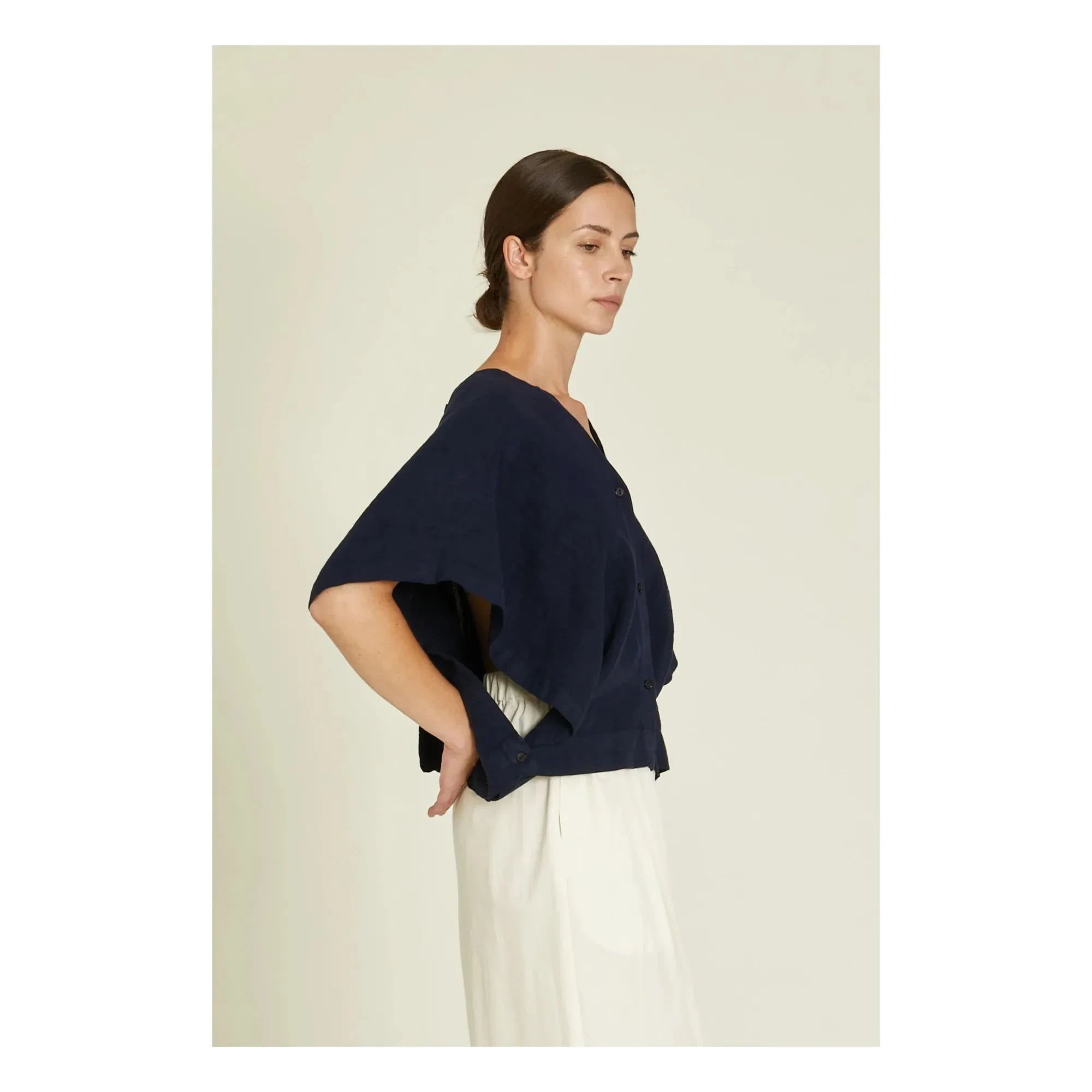Black Crane - Origami Linen Top | Navy