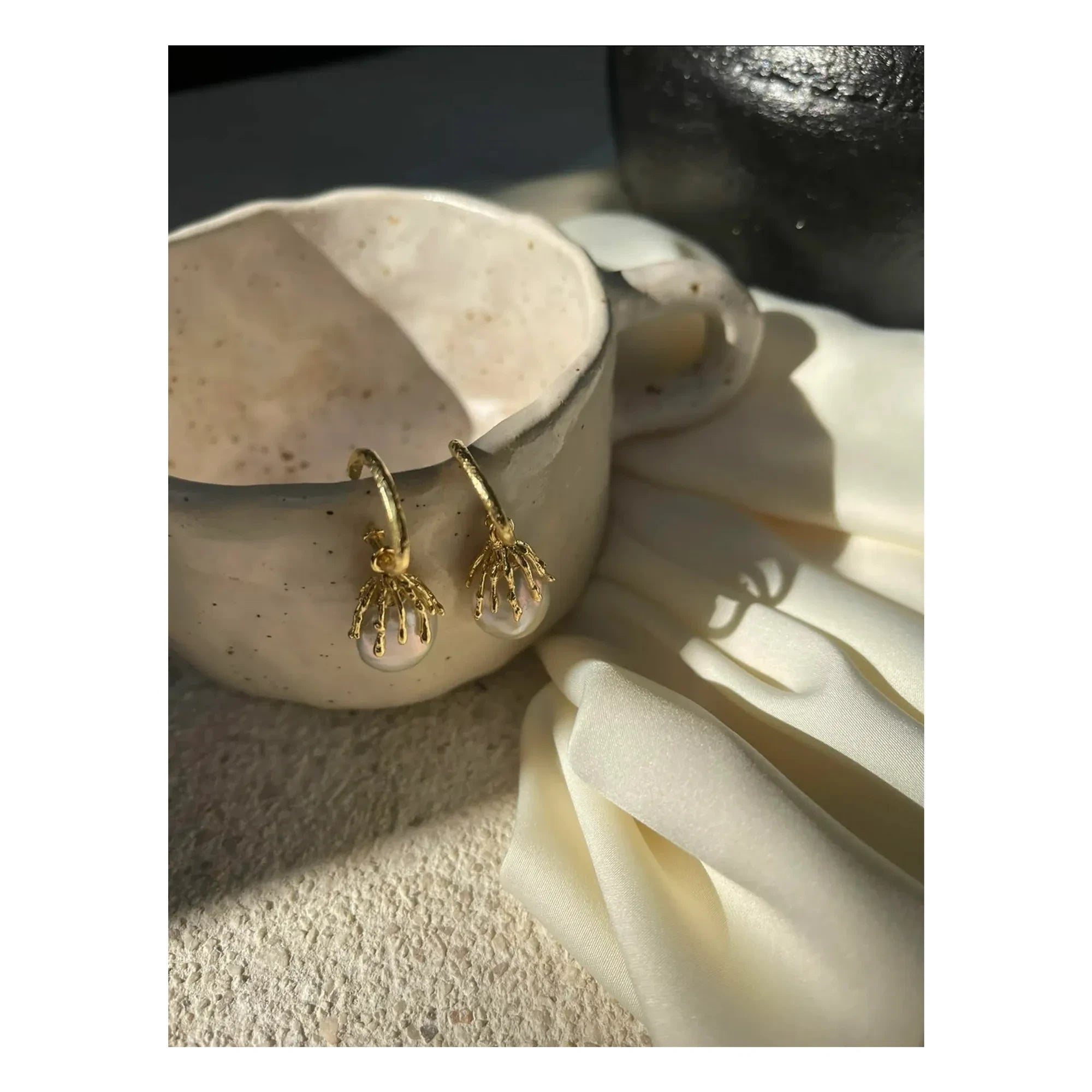 MIMI ET TOI - Gold Sleep Earrings