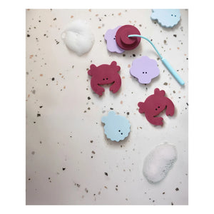 Quut - Bord de Mer bathroom fishing game | Burgundy
