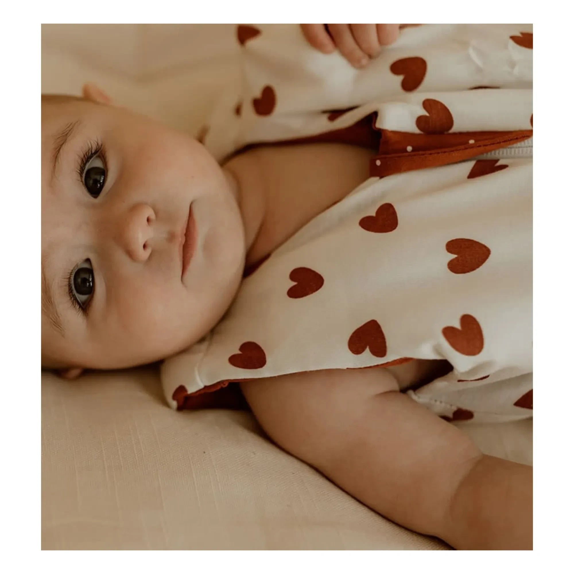 Les Petites Billes - Reversible Heart Multi-Season Sleeping Bag | Terracotta