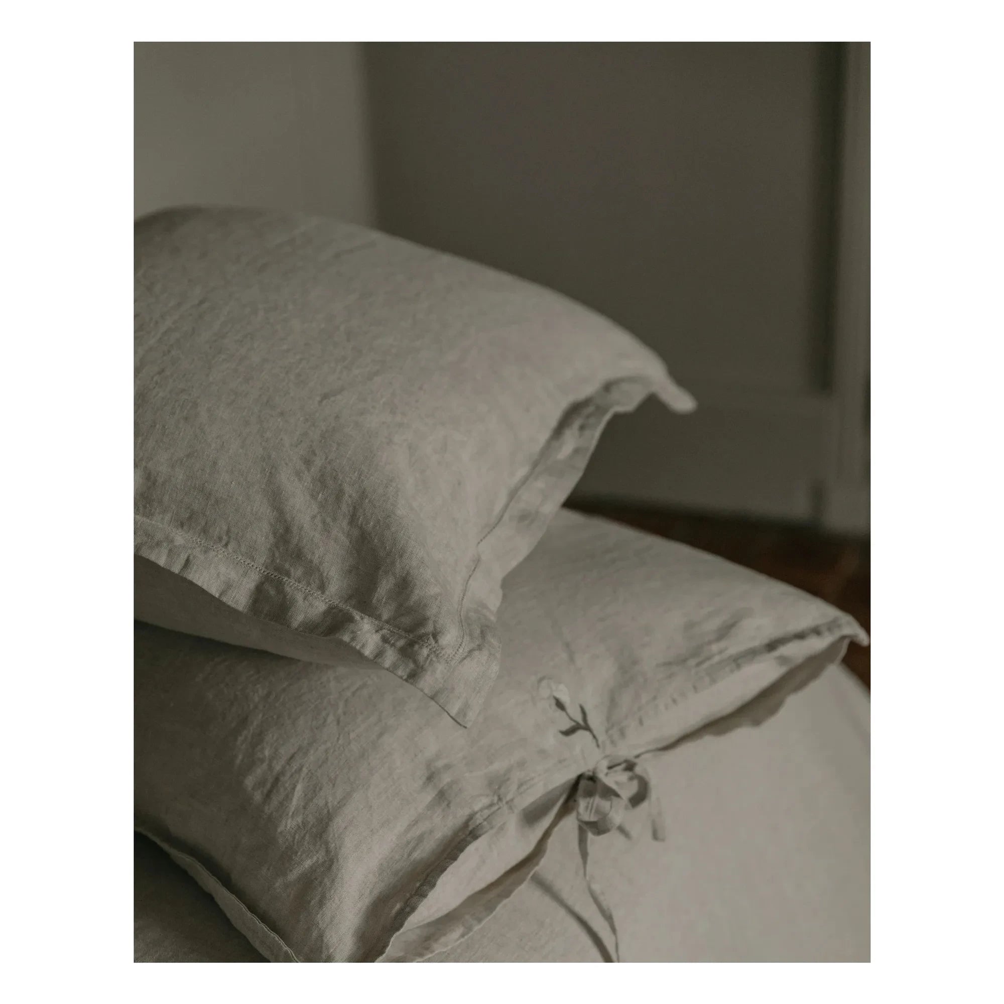 garbo&friends - Linen Pillowcase