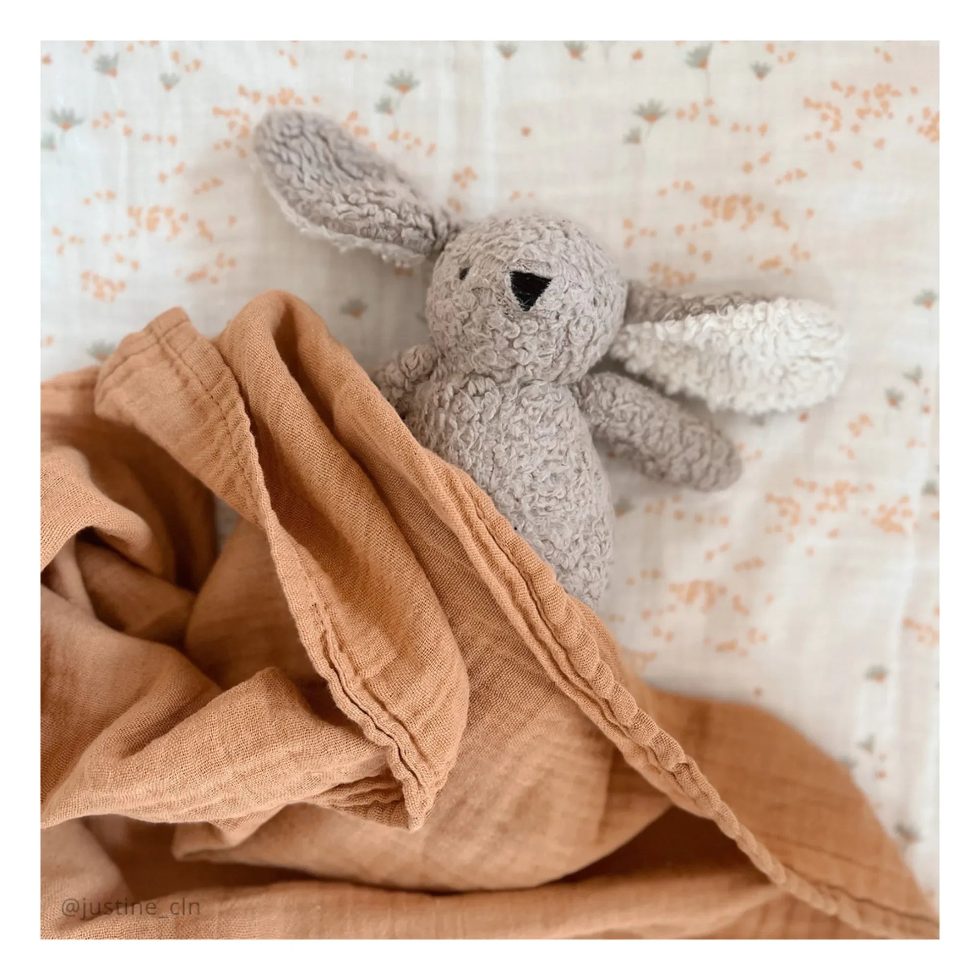 Charlie Crane - Noga/Pago Changing Pad Cover