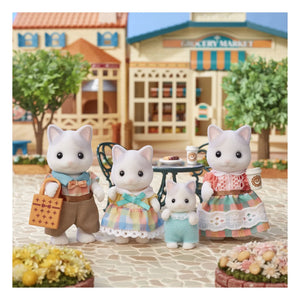 Sylvanian Families - The Chat Latte Family