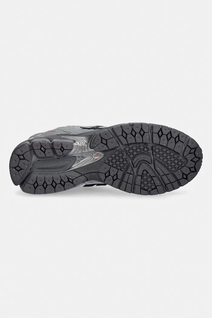 New Balance 1906 Sneakers