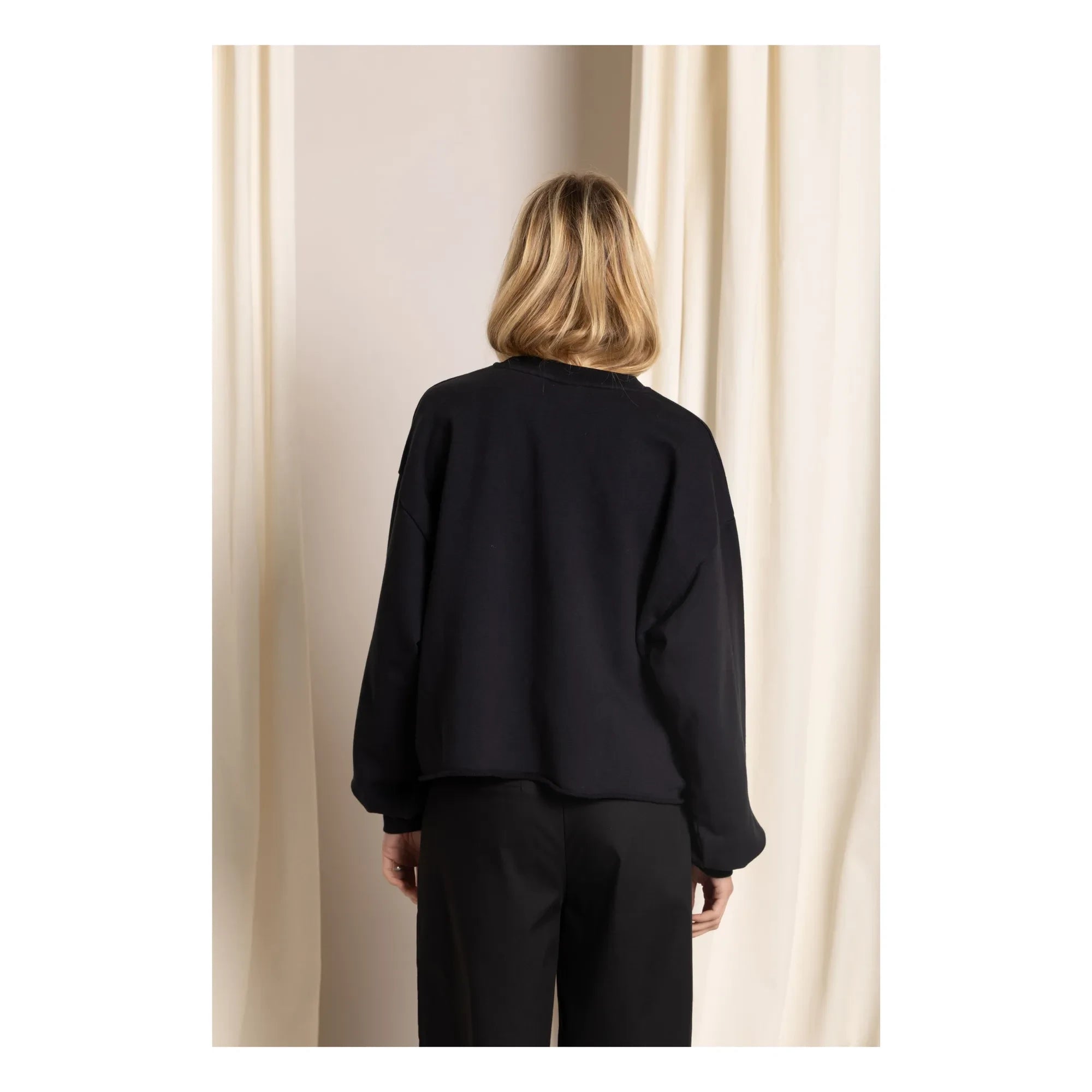 Smallable Woman - Bria organic cotton sweatshirt | Black