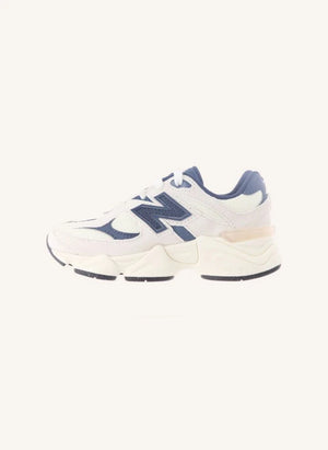 New Balance - Bağcıklı Sneaker 9060 | Lacivert