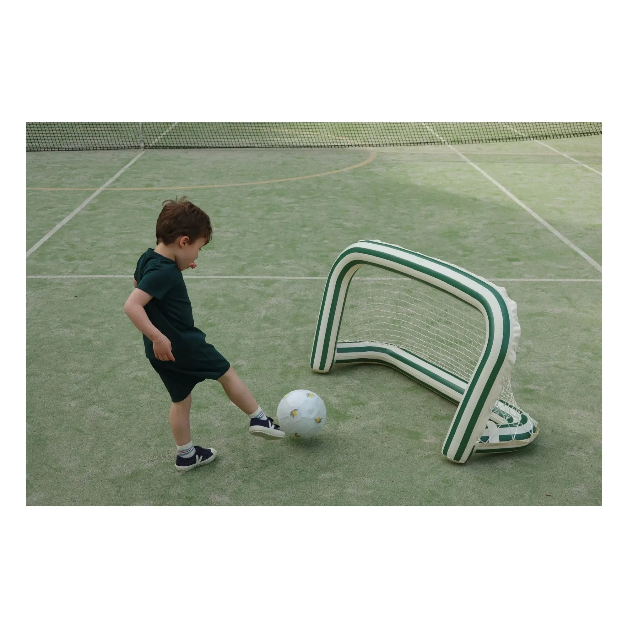 Konges Sløjd - Inflatable Soccer Goal | Green