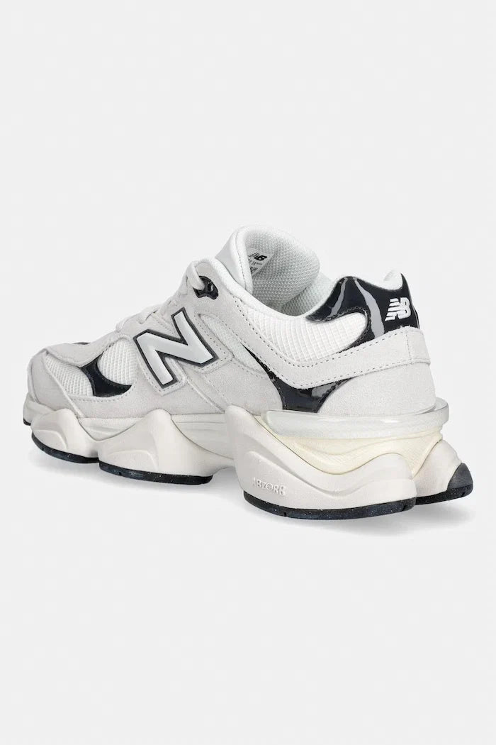 New Balance 9060 Kadın Spor Ayakkabı