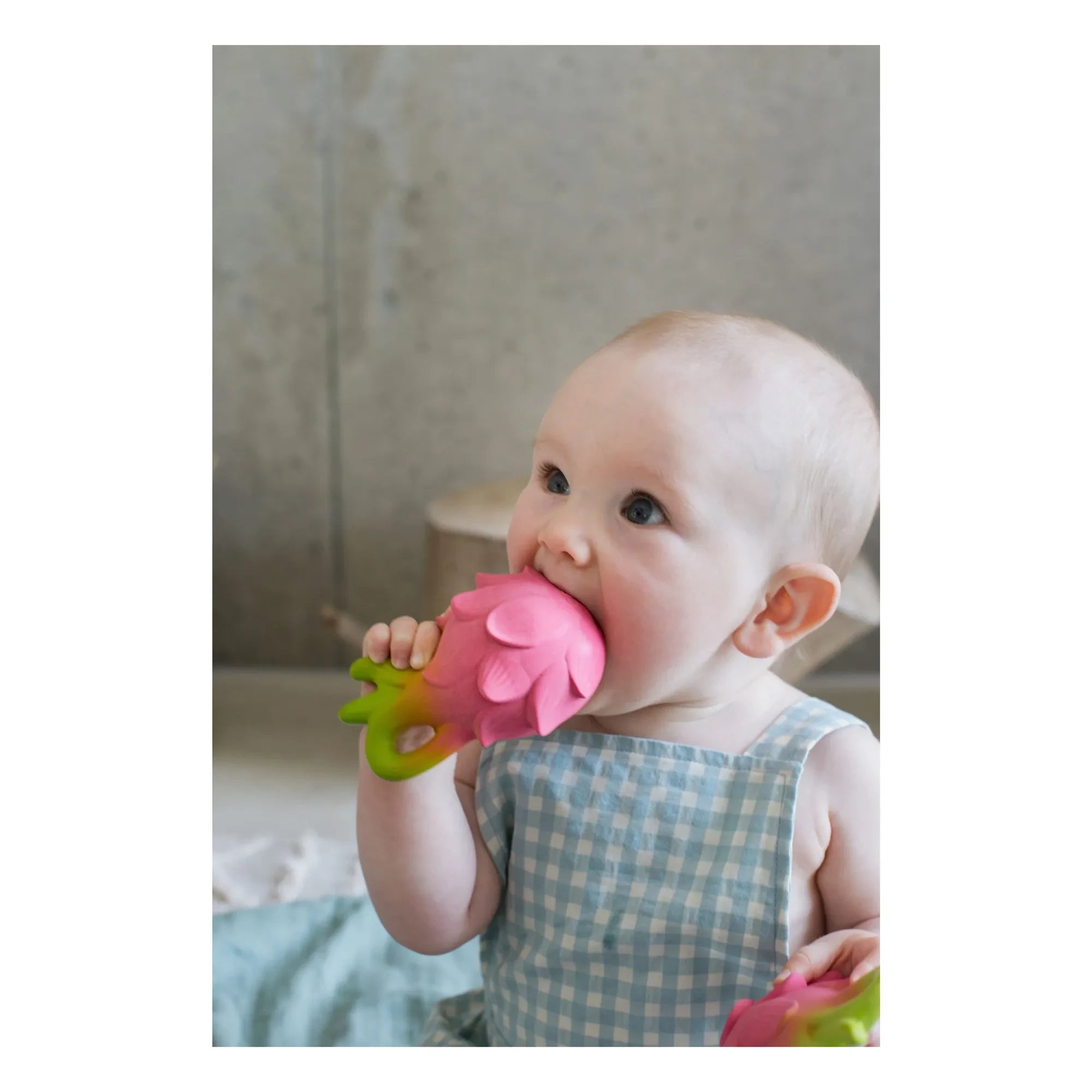 Oli & Carol - Fuchsia Dragon Fruit Teething Ring | Ring