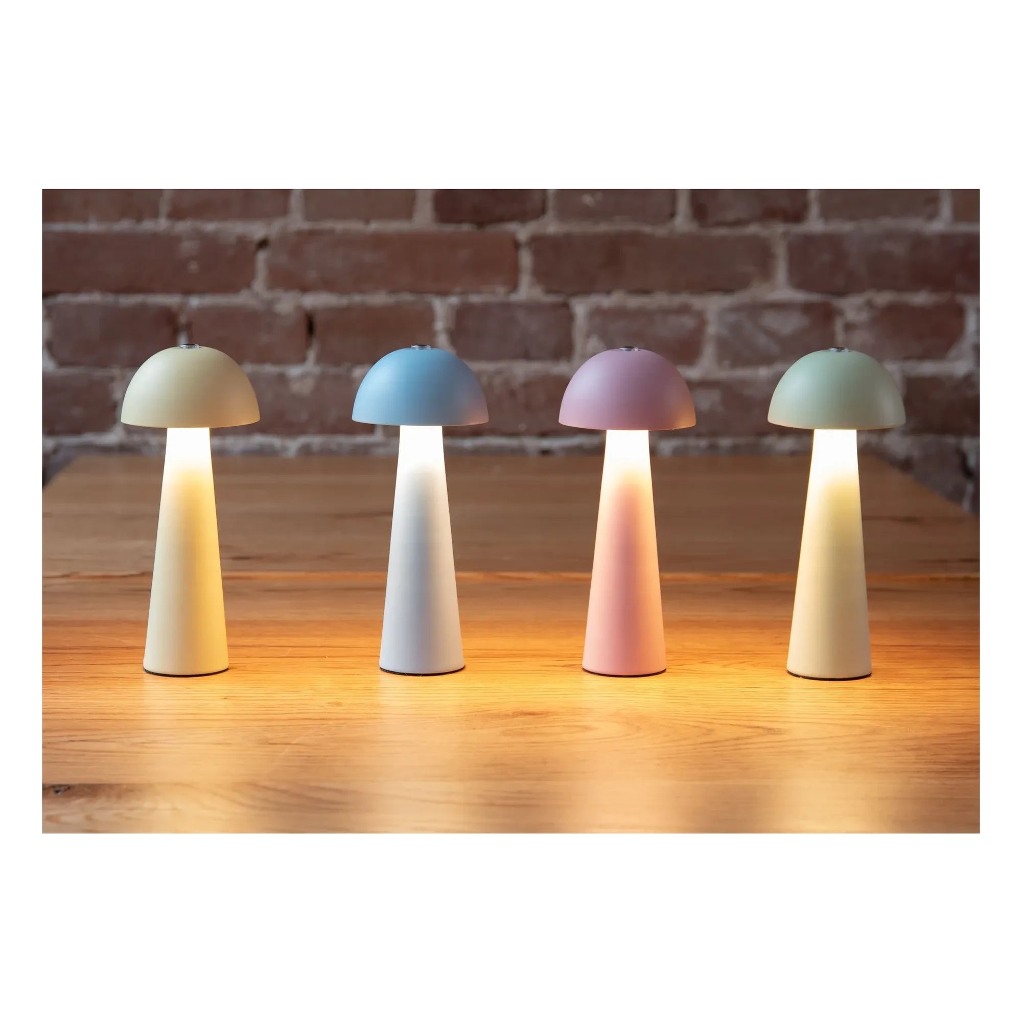 Present Time - LED table lamp | Light blue