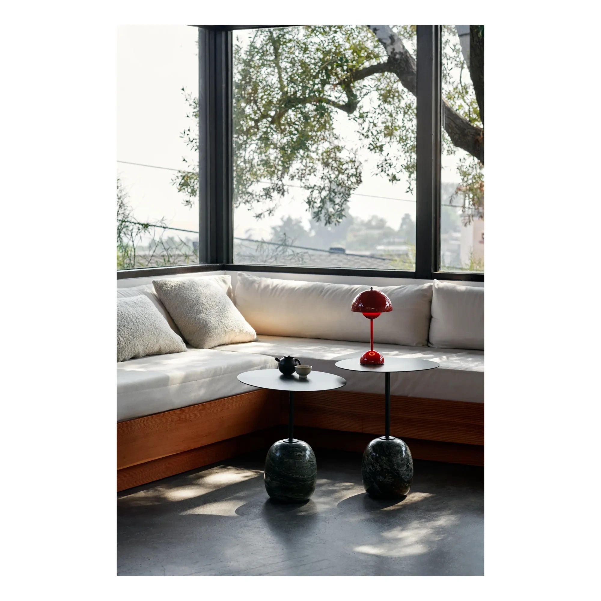 & Tradition - VP9 Flowerpot Portable Table Lamp, Vernon Panton | Cherry