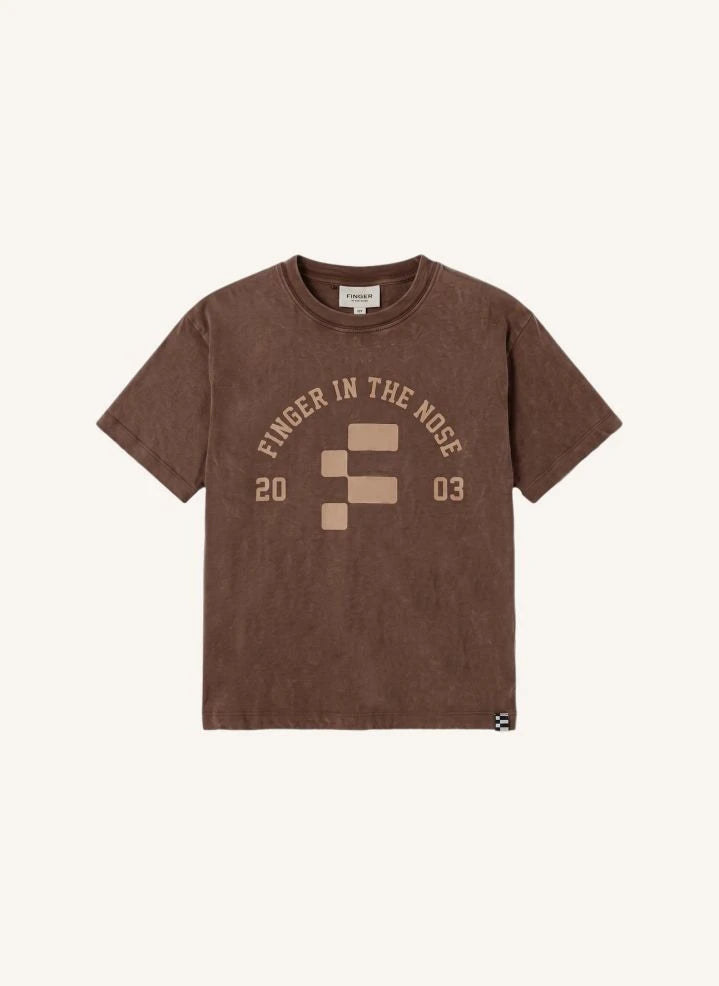 Finger in the nose - King Finger 2003 Organic Cotton T-Shirt | Chocolate