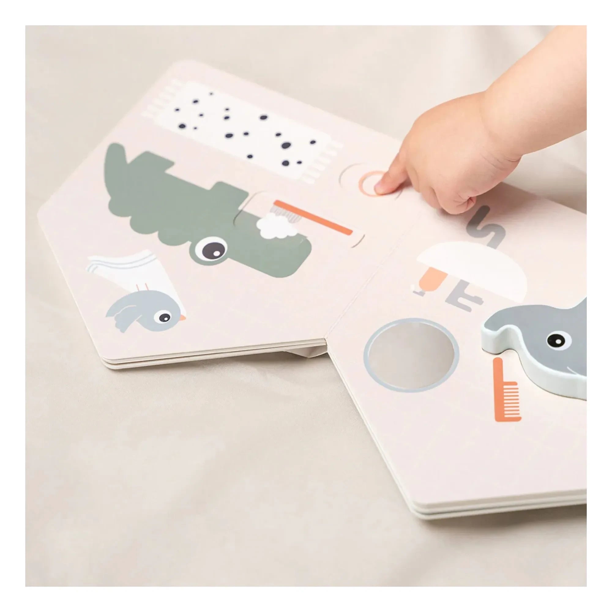 Done by Deer - Early Learning Book La maison d'Elphee