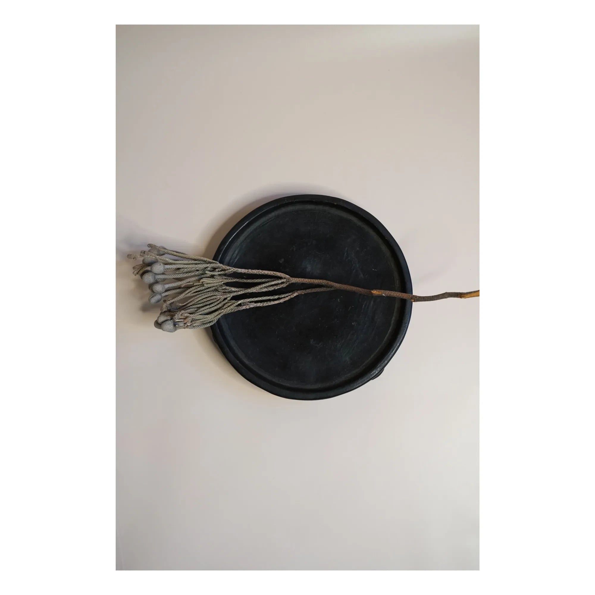 Woodmata - Terracotta-Based Plate | Black