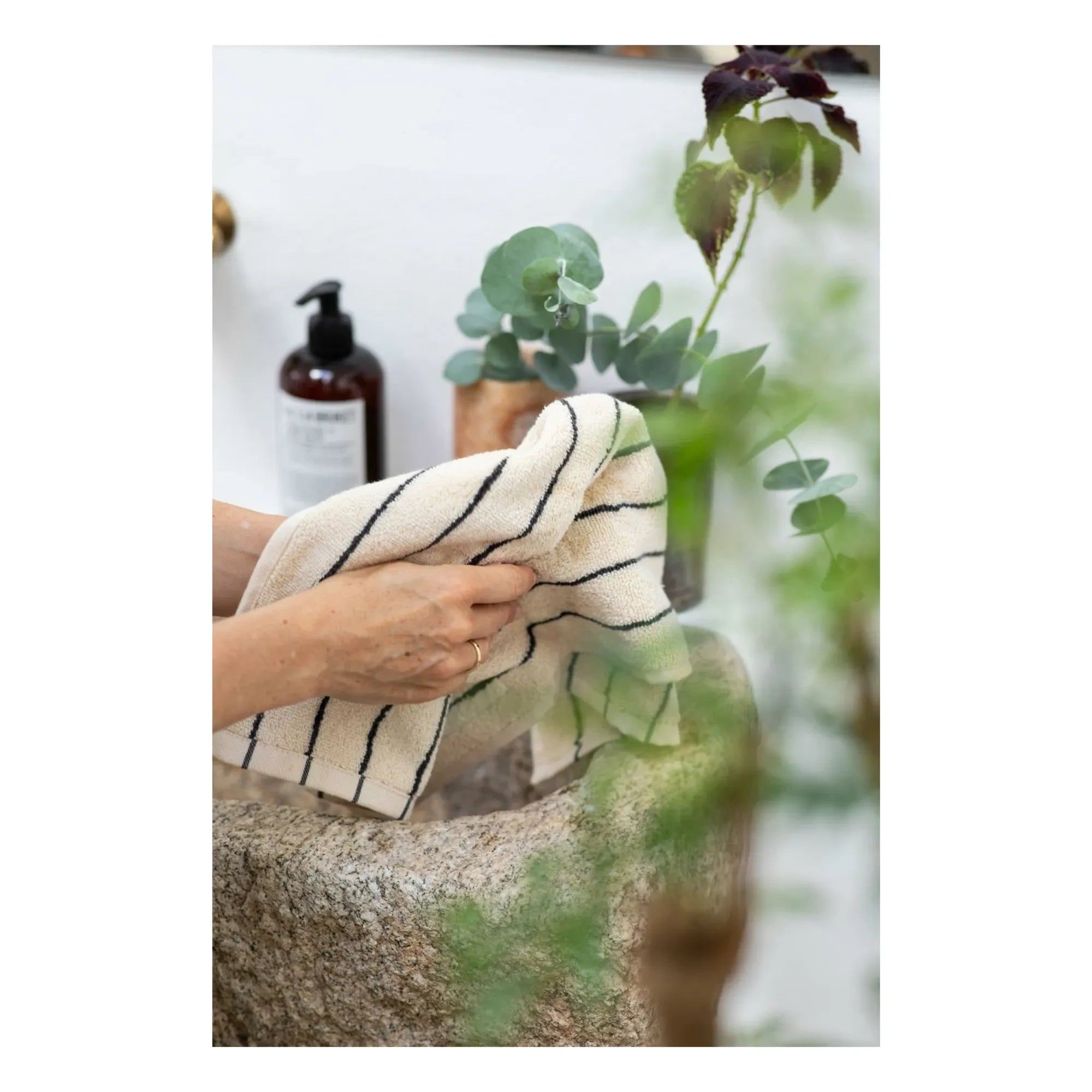 Bongusta - Naram guest towel | Cream