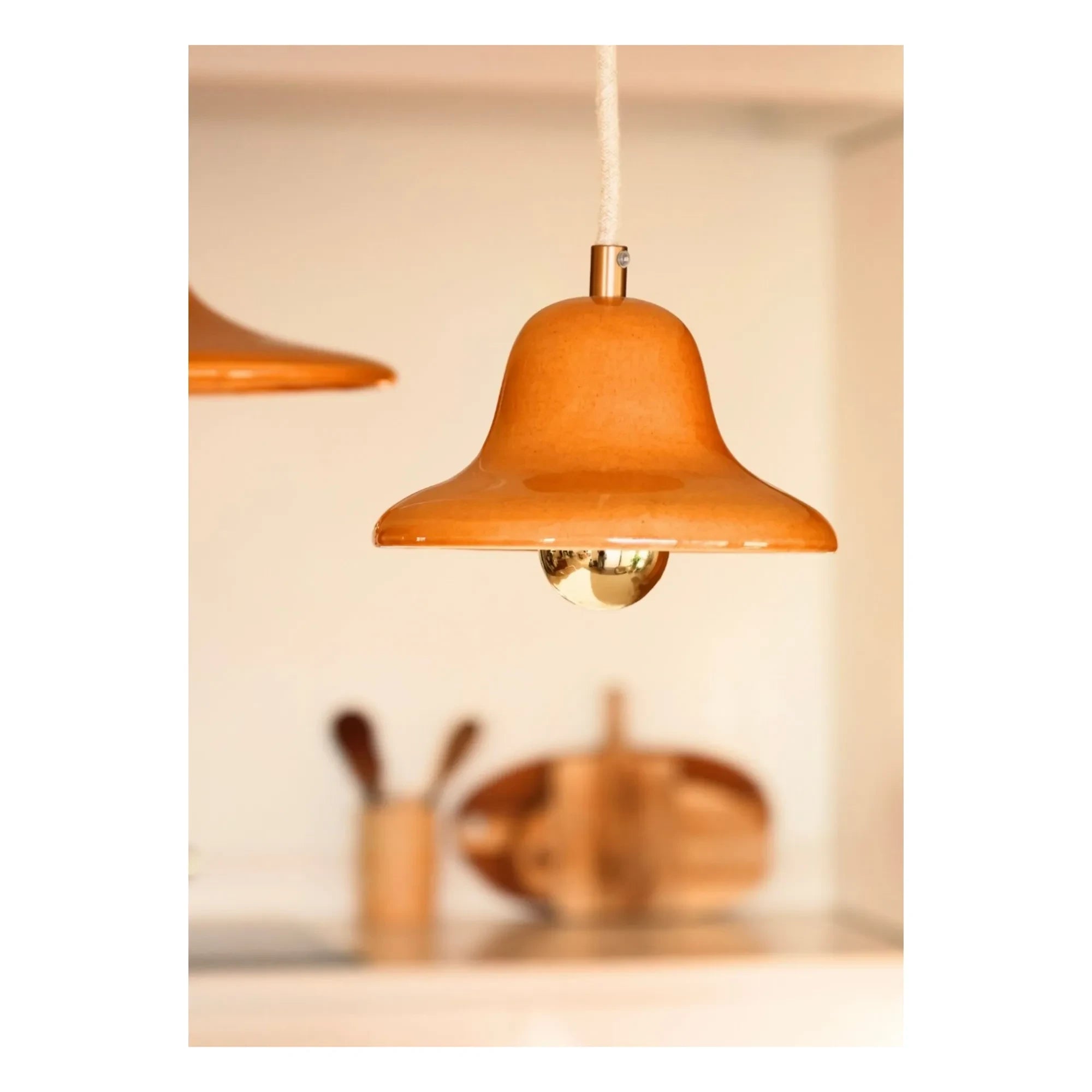 Masamé - Gigaro pendant lamp | Honey