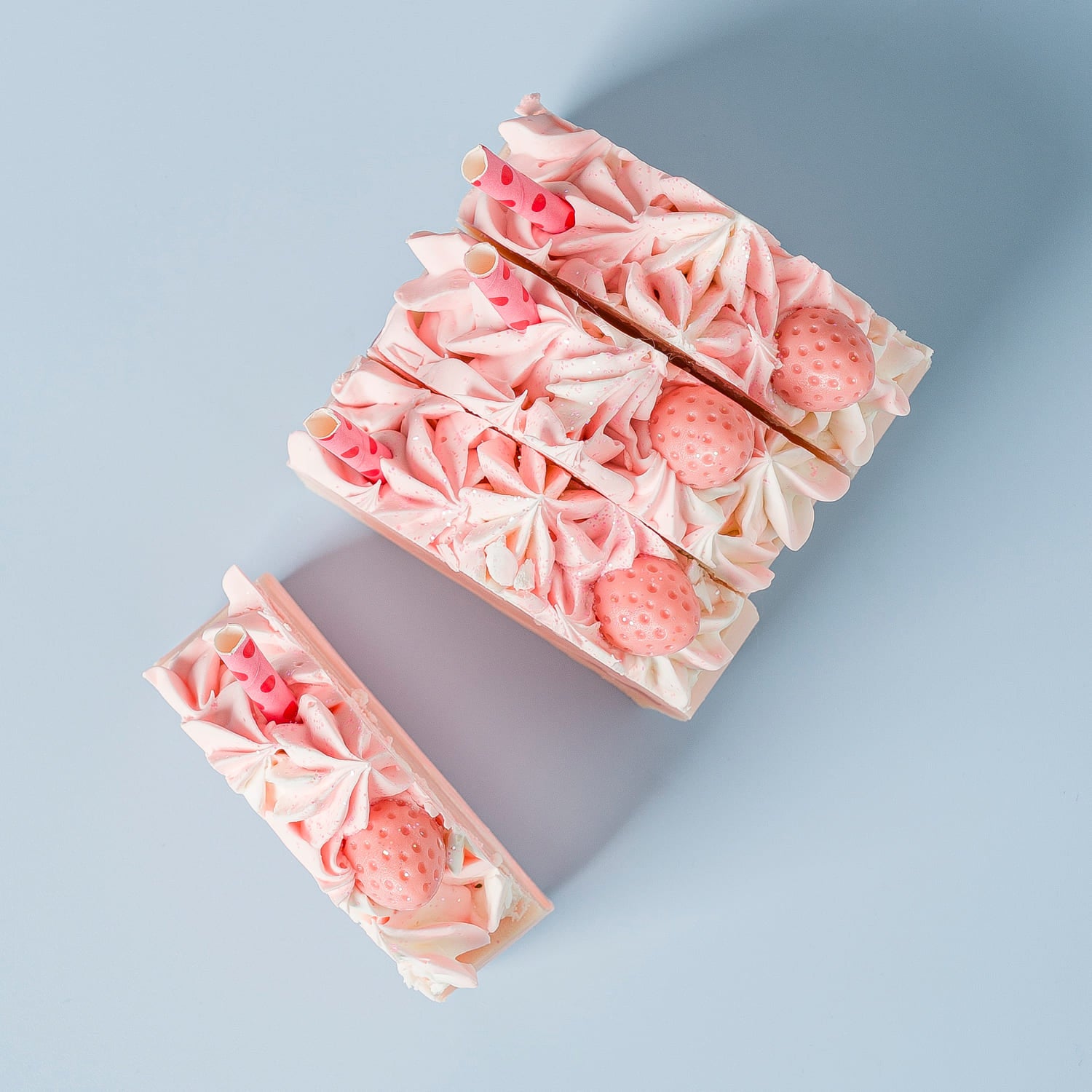 Baveal – Cake Art Moisturizing Hand and Body Soap with Cake Slice Design