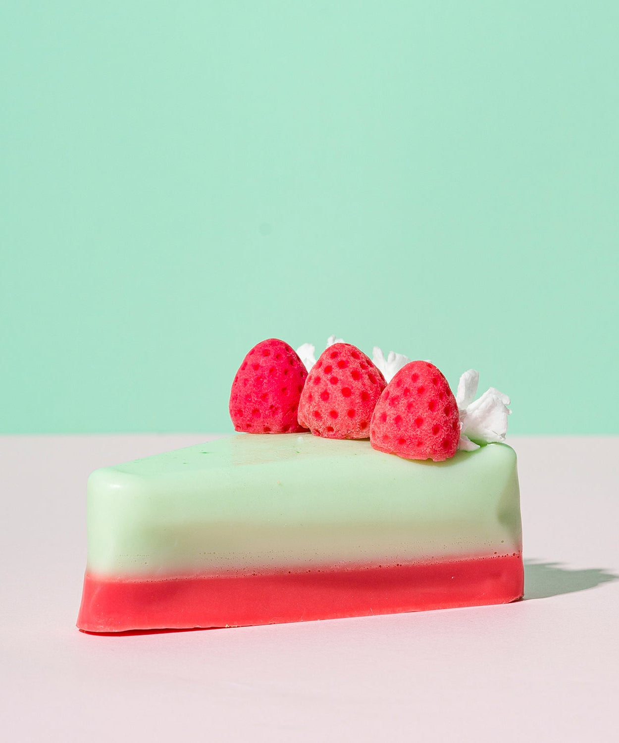 Baveal – Cake Art Çilekli Pasta Tasarımlı Nemlendiricili El ve Vucüt Sabunu - Dinossi