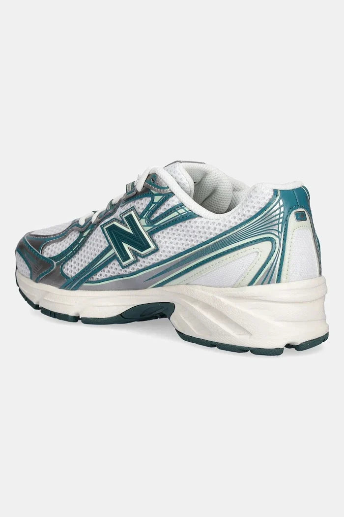 New Balance 740 Sneakers