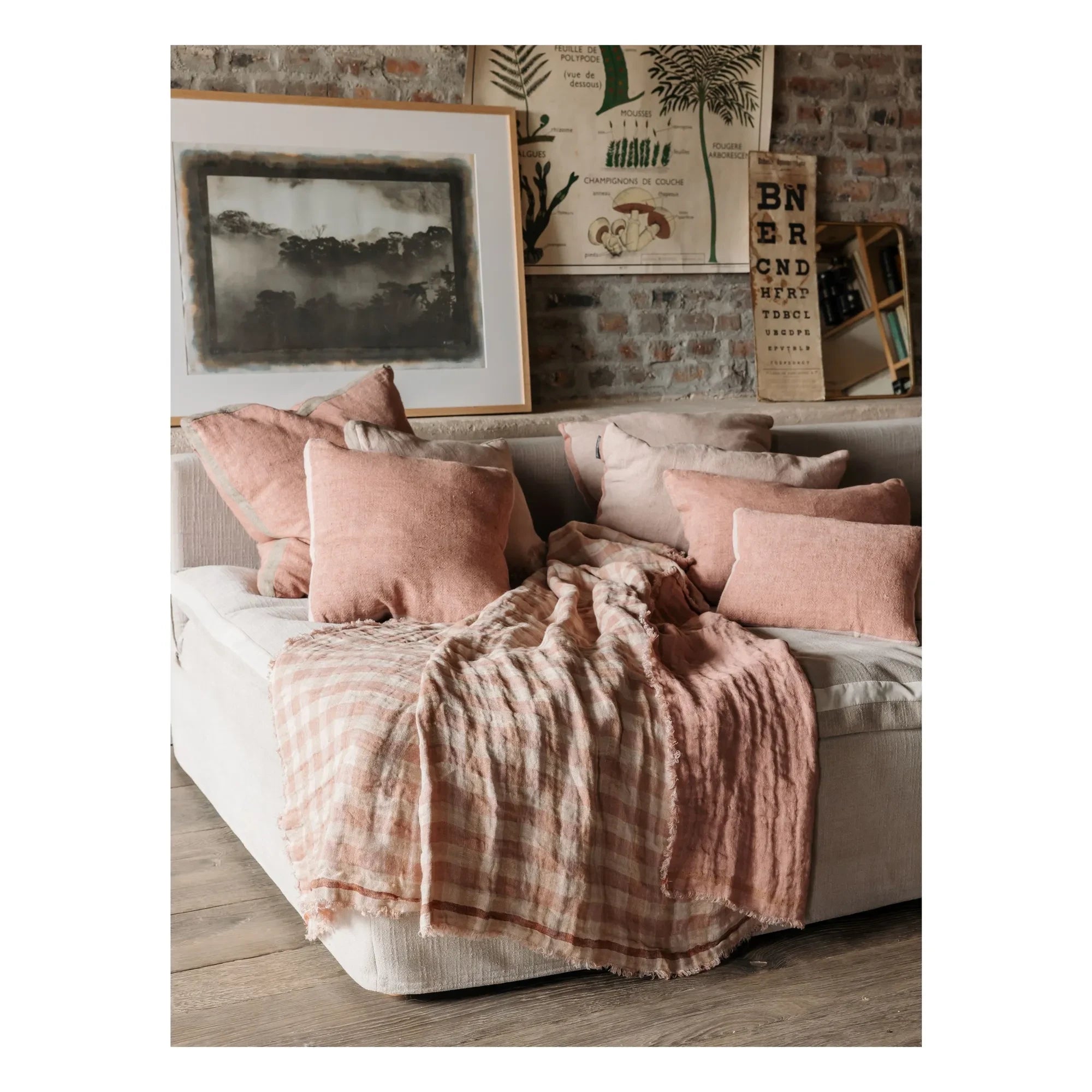 Le Monde Sauvage - Clyde Linen Blanket | Pink