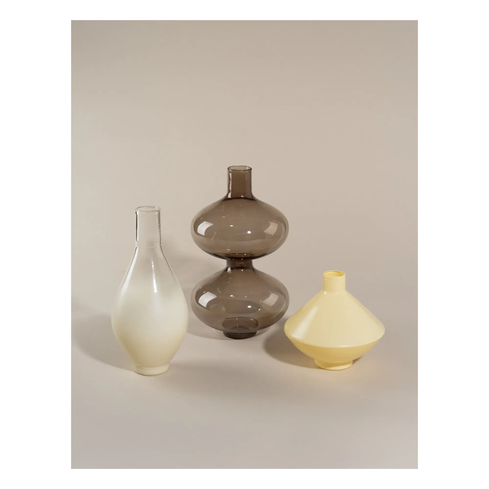 Los Objetos Decorativos - Smoked Borosilicate Vase | Brown